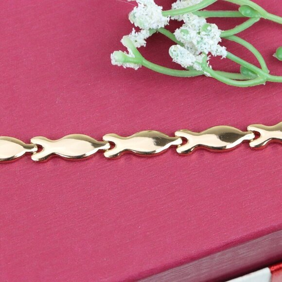 "Elegant Rose Gold Bracelet with Fish-Inspired Link Design, XPBL0857 - Picture 5 of 13